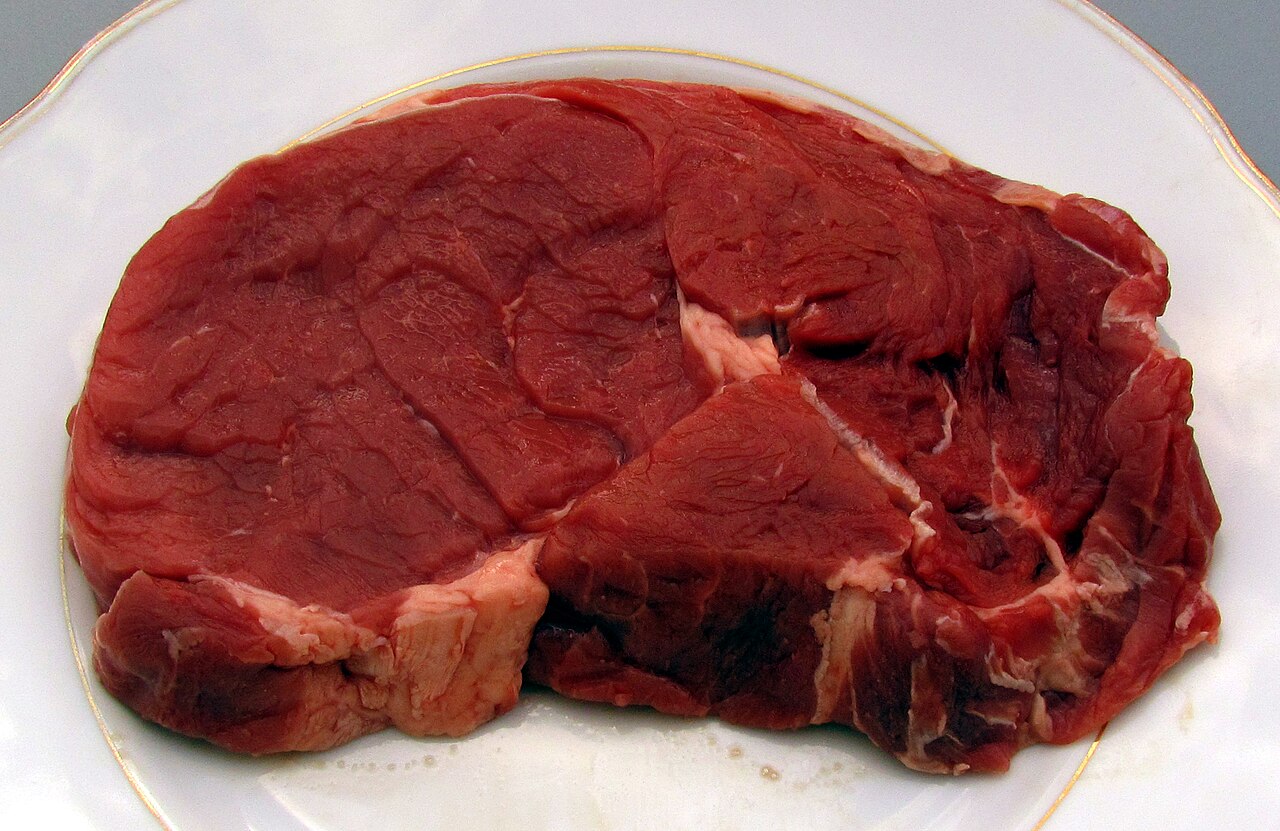 Viande de bœuf — bœuf 100 % français chez le boucher à Vendôme