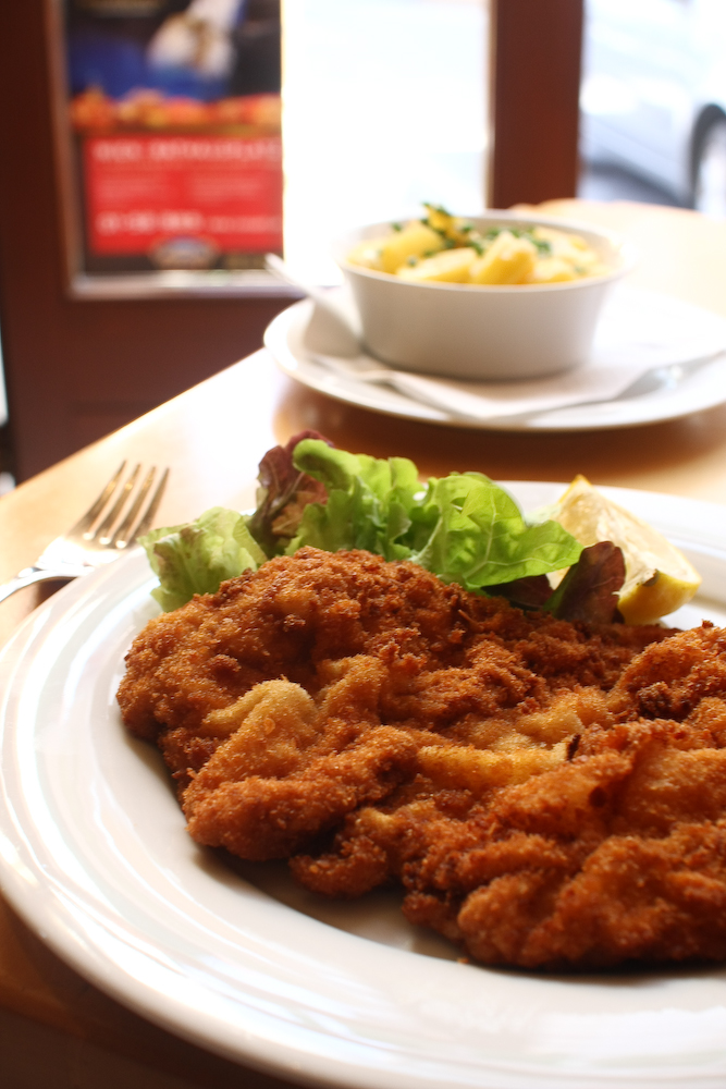 Viande de veau — veau 100 % français chez le boucher à Vendôme